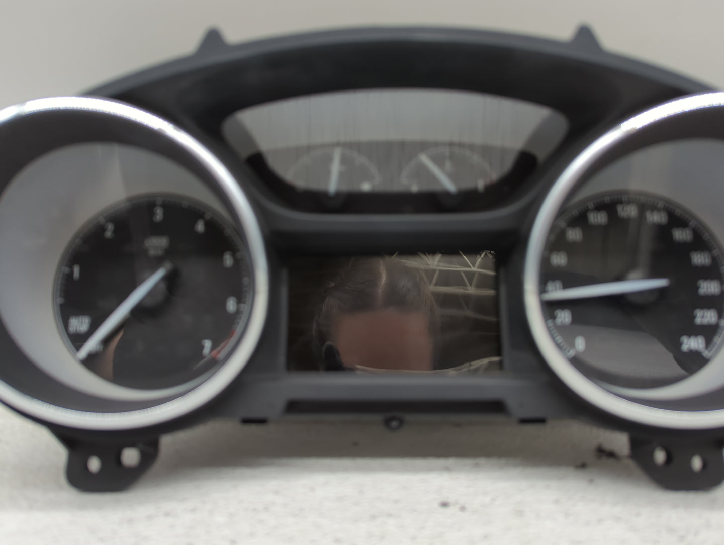 2019-2020 Buick Envision Instrument Cluster Speedometer Gauges P/N:843558998 Miles: Fits Fits 2019 2020 OEM Used Auto Parts 