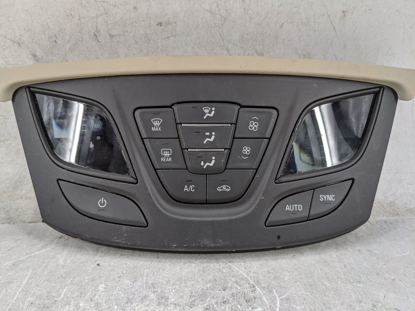 2016-2020 Buick Envision Climate Control Module Temperature AC/Heater Replacement P/N:84443701 7370200000000X Fits OEM Used 