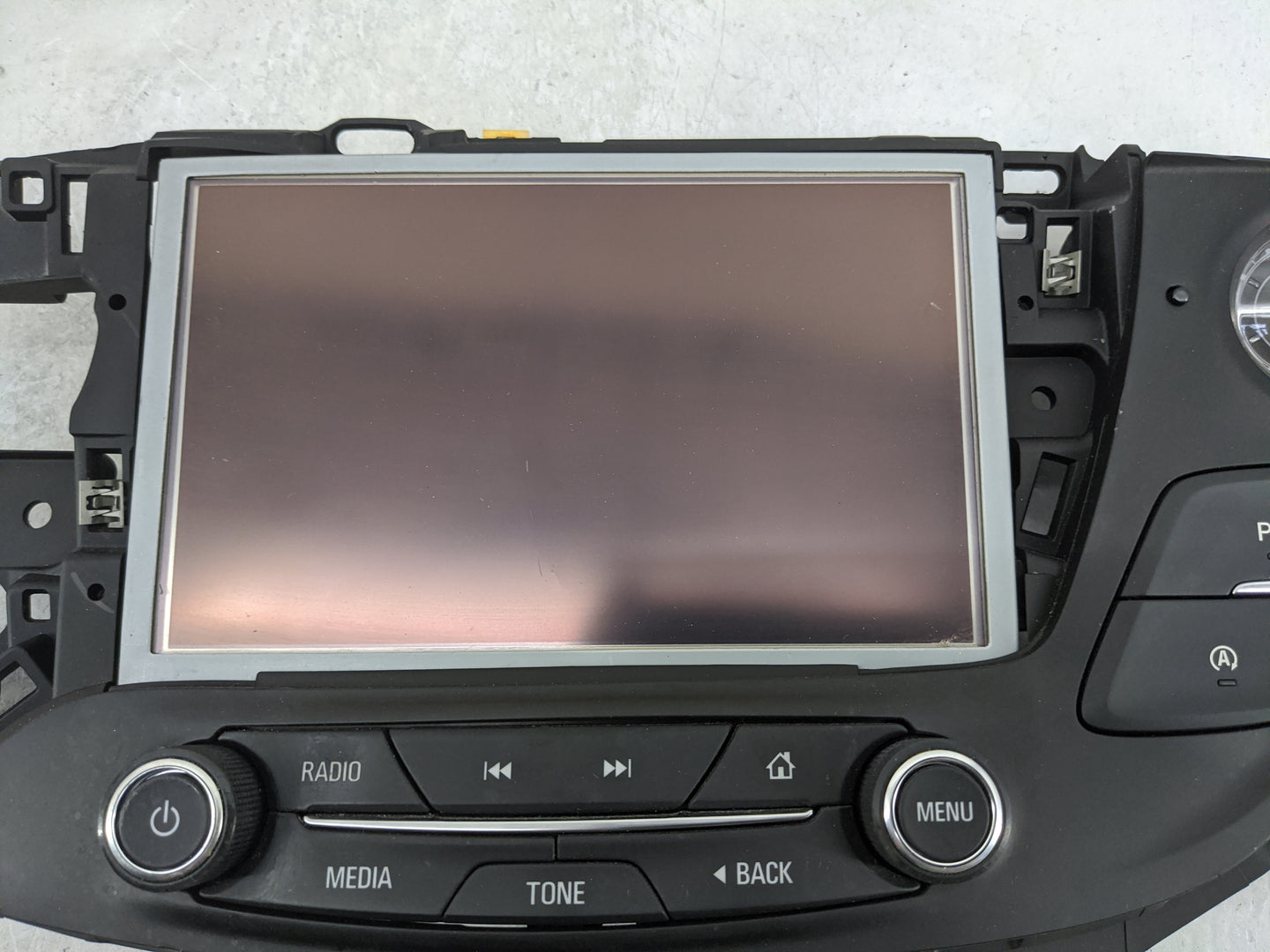 2019-2020 Buick Envision Radio Control Panel 1483013 - Oemusedautoparts1.com