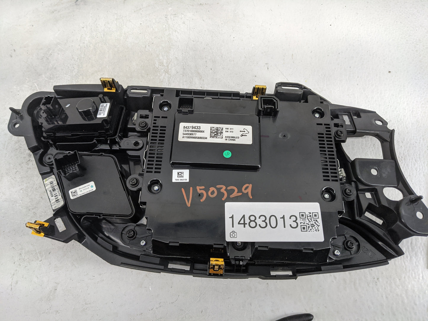 2019-2020 Buick Envision Radio Control Panel 1483013 - Oemusedautoparts1.com