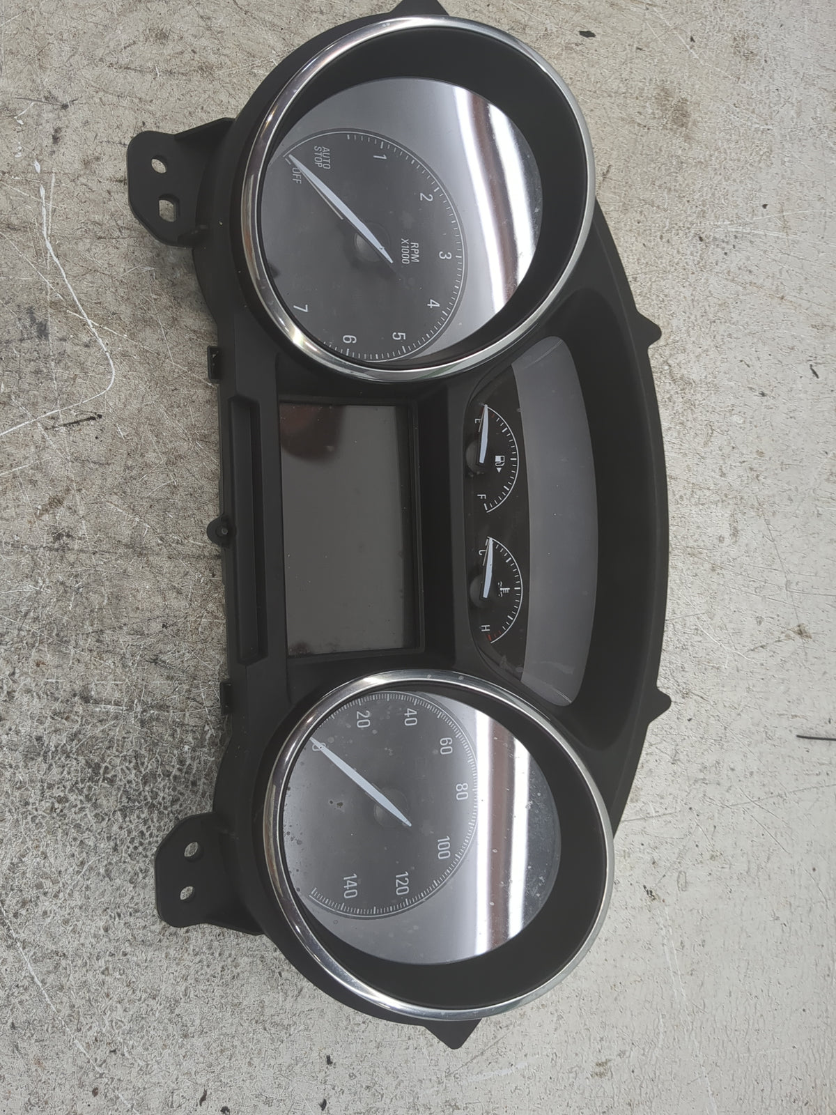 2019-2020 Buick Envision Instrument Cluster Speedometer Gauges P/N:84586492 7110500000000X, 544895311 Miles: Fits Fits 2019 
