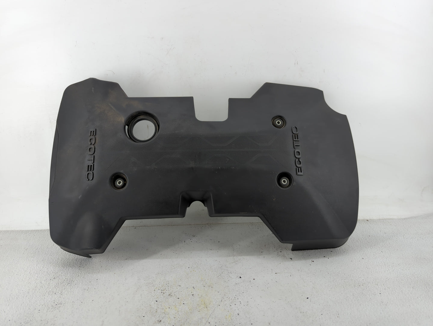 2019 Buick Envision Engine Cover - Oemusedautoparts1.com