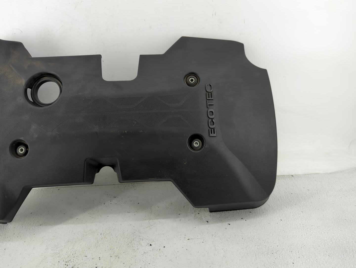 2019 Buick Envision Engine Cover - Oemusedautoparts1.com