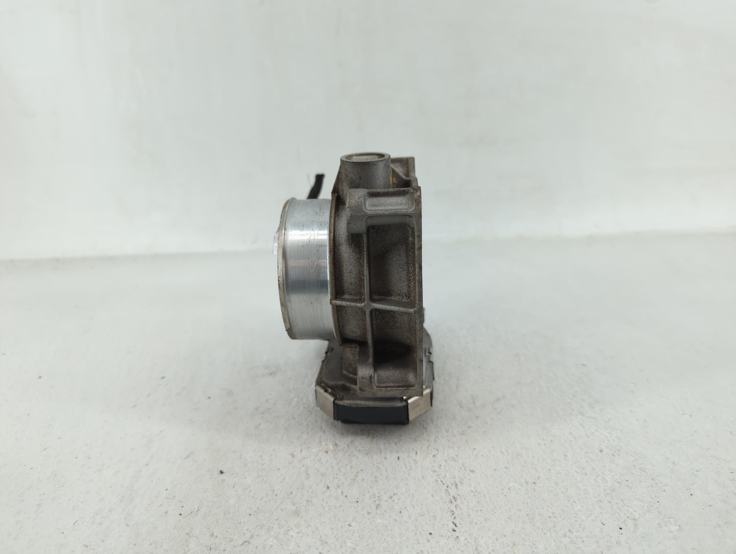 2017-2020 Buick Envision Throttle Body P/N:12670839AA 12627217DA, 12669073DA Fits Fits 2013 2014 2015 2017 2018 2019 2020 OE