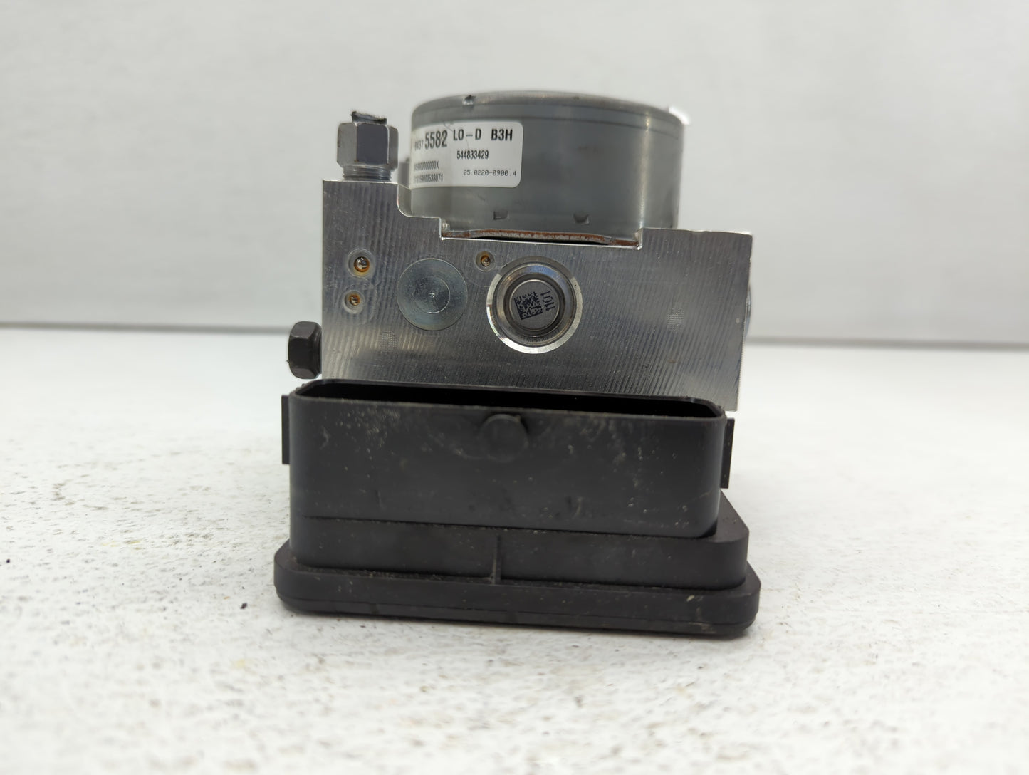 2018-2019 Buick Envision ABS Pump Control Module Replacement P/N:84375582 23368395 Fits Fits 2018 2019 OEM Used Auto Parts -