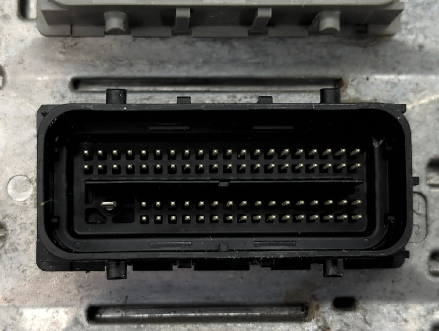 2017-2019 Buick Envision PCM Engine Control Computer ECU ECM PCU OEM P/N:12695198 Fits Fits 2017 2018 2019 2020 OEM Used Aut