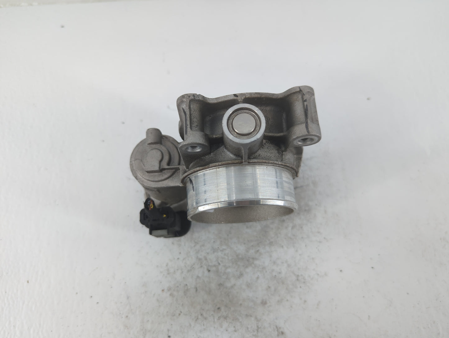 2017-2020 Buick Envision Throttle Body P/N:12670839AA Fits Fits 2013 2014 2015 2017 2018 2019 2020 OEM Used Auto Parts - Oem