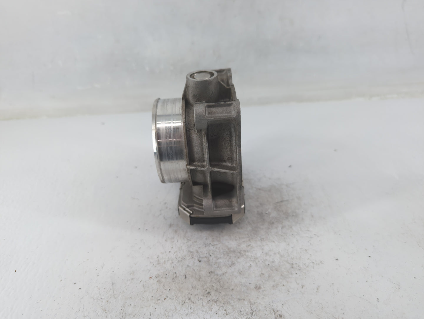 2017-2020 Buick Envision Throttle Body P/N:12670839AA Fits Fits 2013 2014 2015 2017 2018 2019 2020 OEM Used Auto Parts - Oem