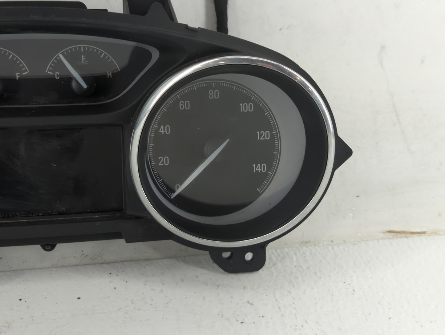 2019-2020 Buick Envision Instrument Cluster Speedometer Gauges P/N:84355897 Fits Fits 2019 2020 OEM Used Auto Parts - Oemuse