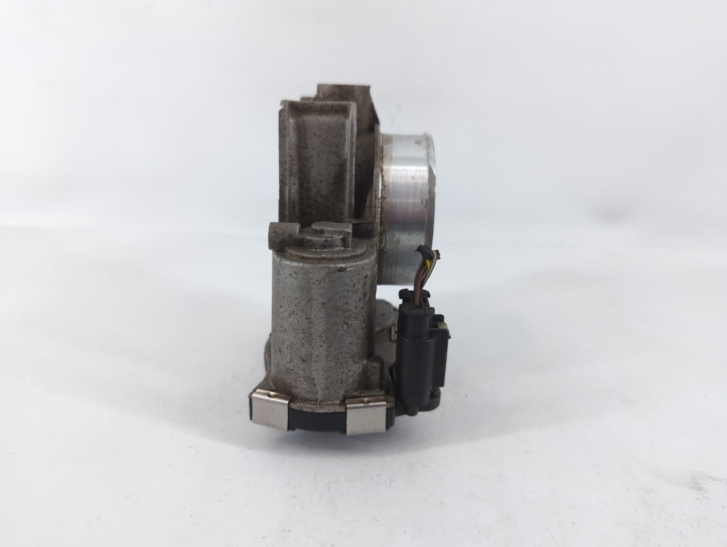 2017-2020 Buick Envision Throttle Body P/N:12670839AA Fits Fits 2013 2014 2015 2017 2018 2019 2020 OEM Used Auto Parts - Oem