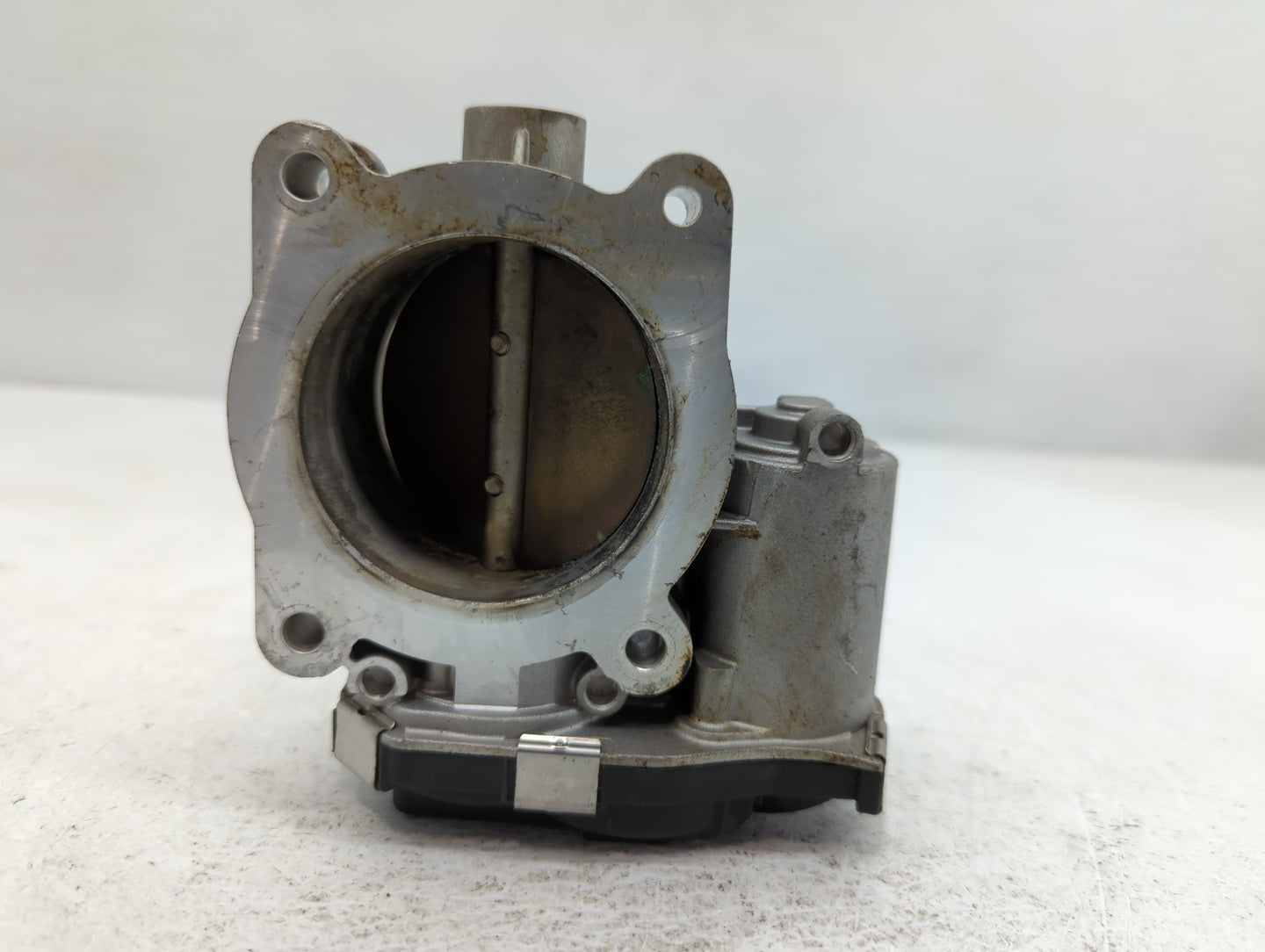 2017-2020 Buick Envision Throttle Body P/N:12670839AA Fits Fits 2013 2014 2015 2017 2018 2019 2020 OEM Used Auto Parts - Oem