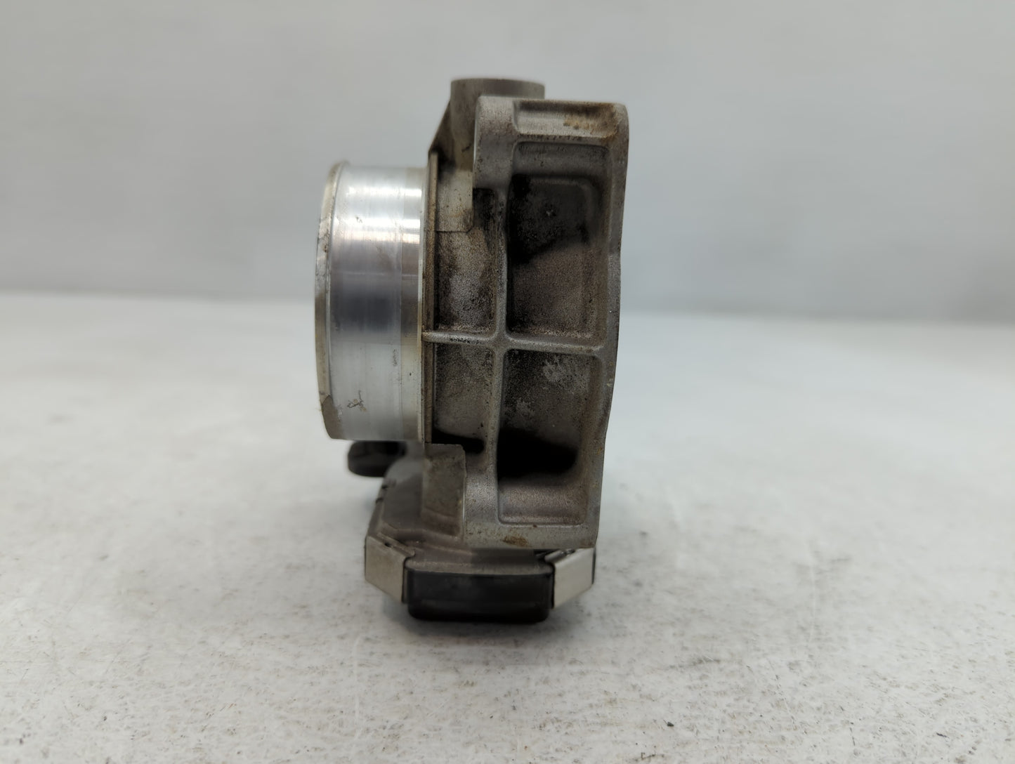 2017-2020 Buick Envision Throttle Body P/N:12670839AA Fits Fits 2013 2014 2015 2017 2018 2019 2020 OEM Used Auto Parts - Oem