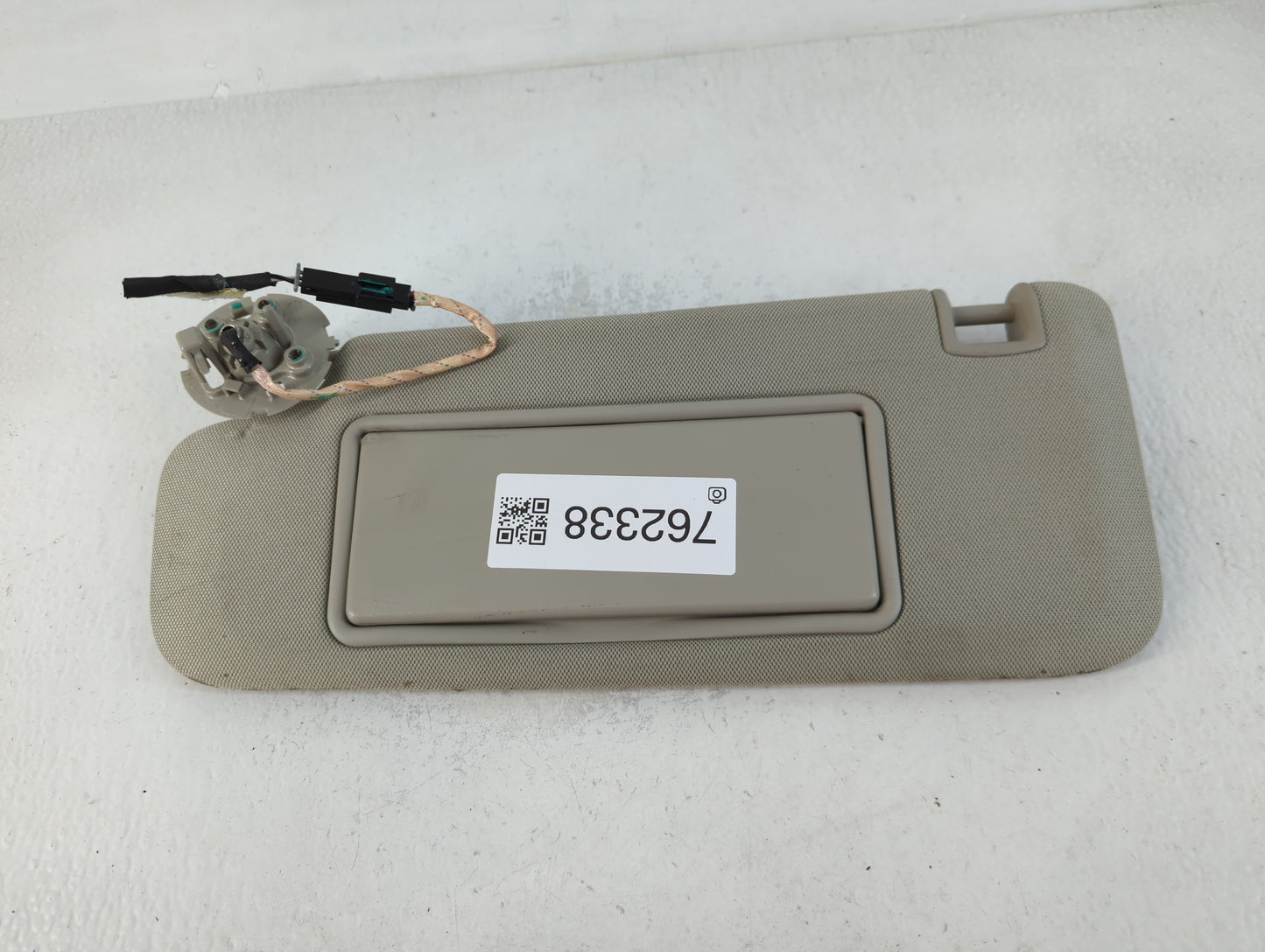 2016-2020 Buick Envision Sun Visor Shade Replacement Driver Left Mirror Fits Fits 2016 2017 2018 2019 2020 OEM Used Auto Par