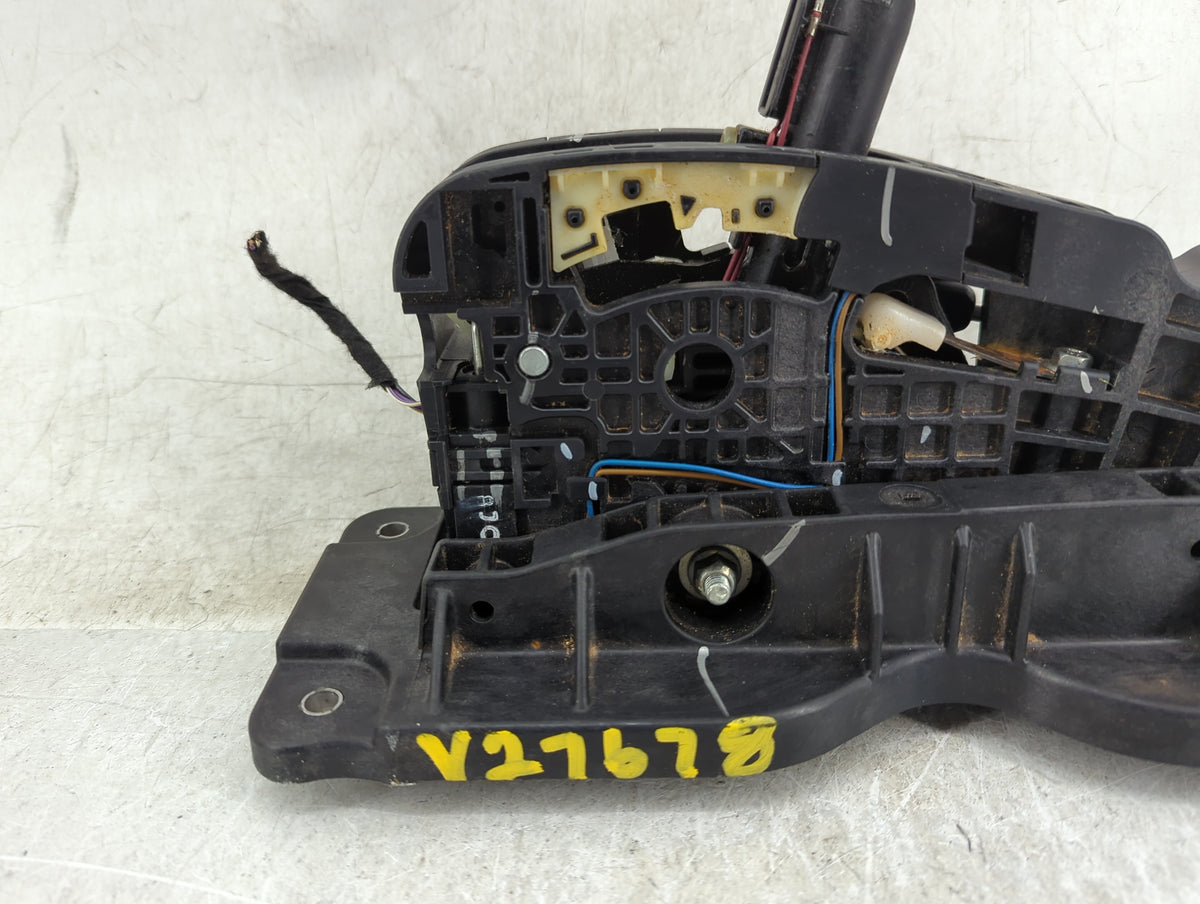 2019 Buick Lacrosse Floor Console Assembly Shifter - Oemusedautoparts1.com
