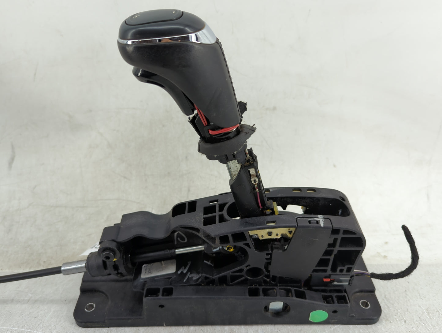 2019 Buick Lacrosse Floor Console Assembly Shifter - Oemusedautoparts1.com