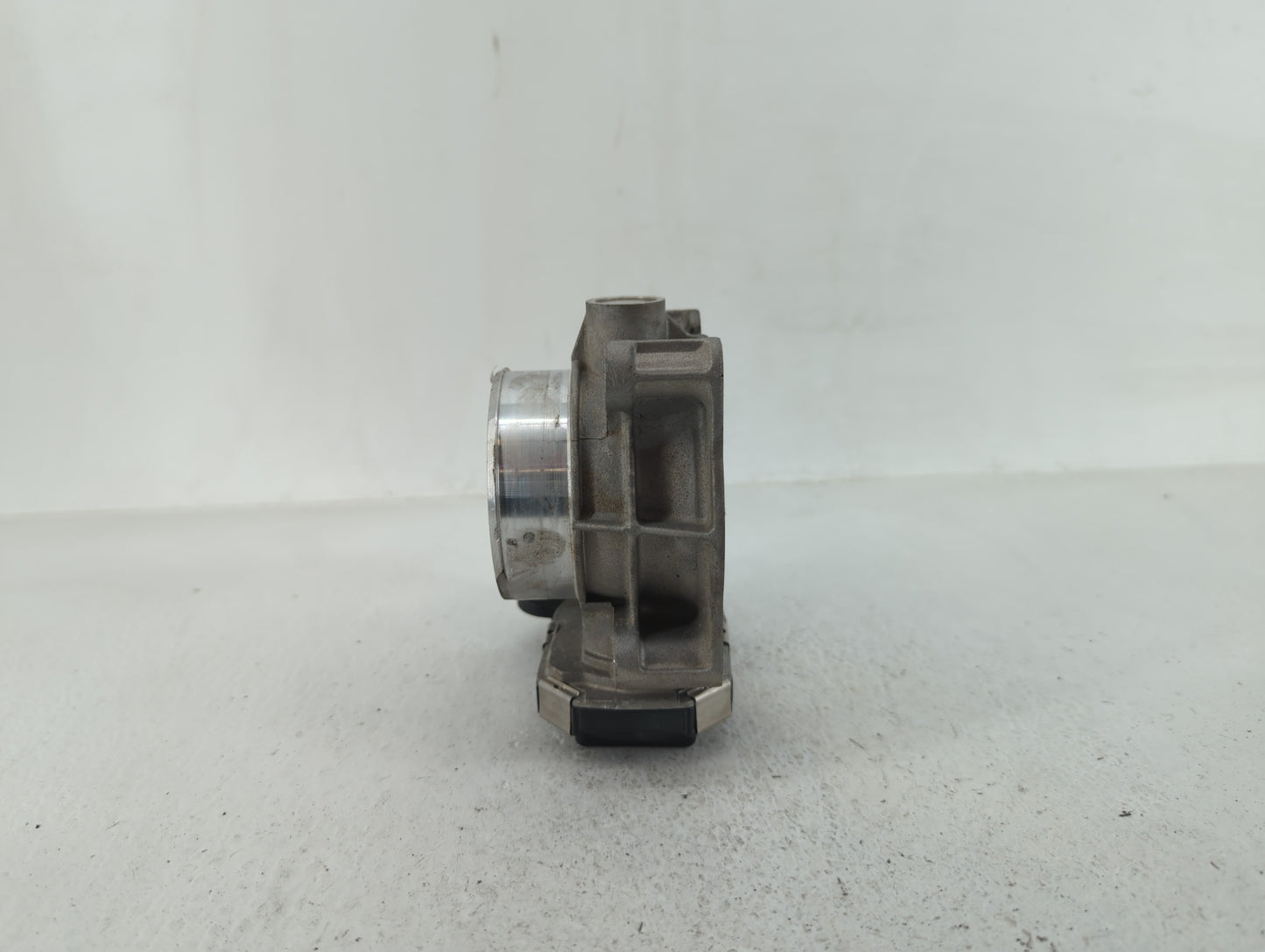 2018-2019 Buick Lacrosse Throttle Body P/N:12670839AA 12627217DA Fits Fits 2016 2017 2018 2019 2020 2021 2022 OEM Used Auto 