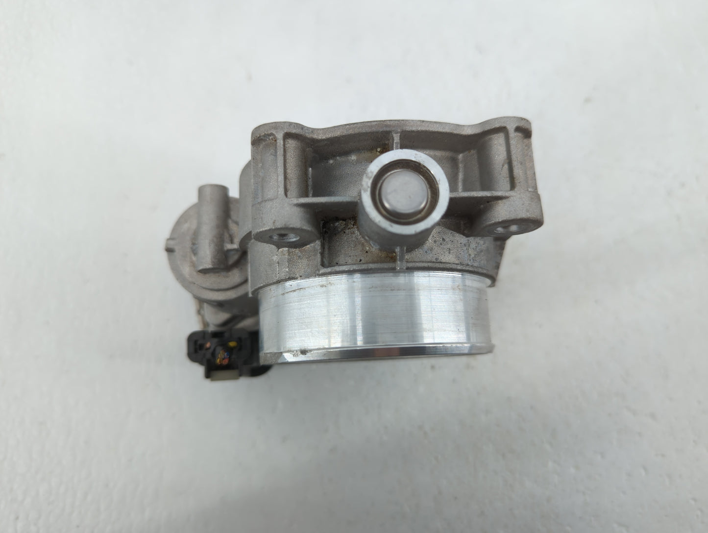 2017-2019 Buick Lacrosse Throttle Body P/N:1267 1015 12671015 Fits Fits 2017 2018 2019 OEM Used Auto Parts - Oemusedautopart
