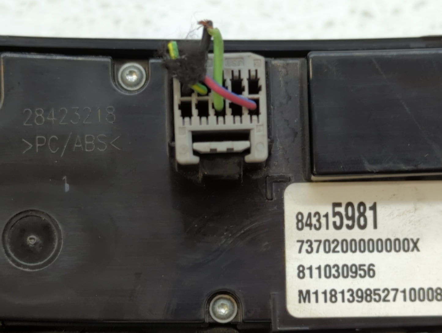 2019 Buick Lacrosse Climate Control Module Temperature AC/Heater Replacement P/N:84315981 Fits OEM Used Auto Parts - Oemused