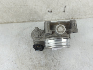 2014-2017 Buick Regal Throttle Body P/N:12681472AA Fits Fits 2013 2014 2015 2016 2017 2018 2019 2020 2021 OEM Used Auto Parts