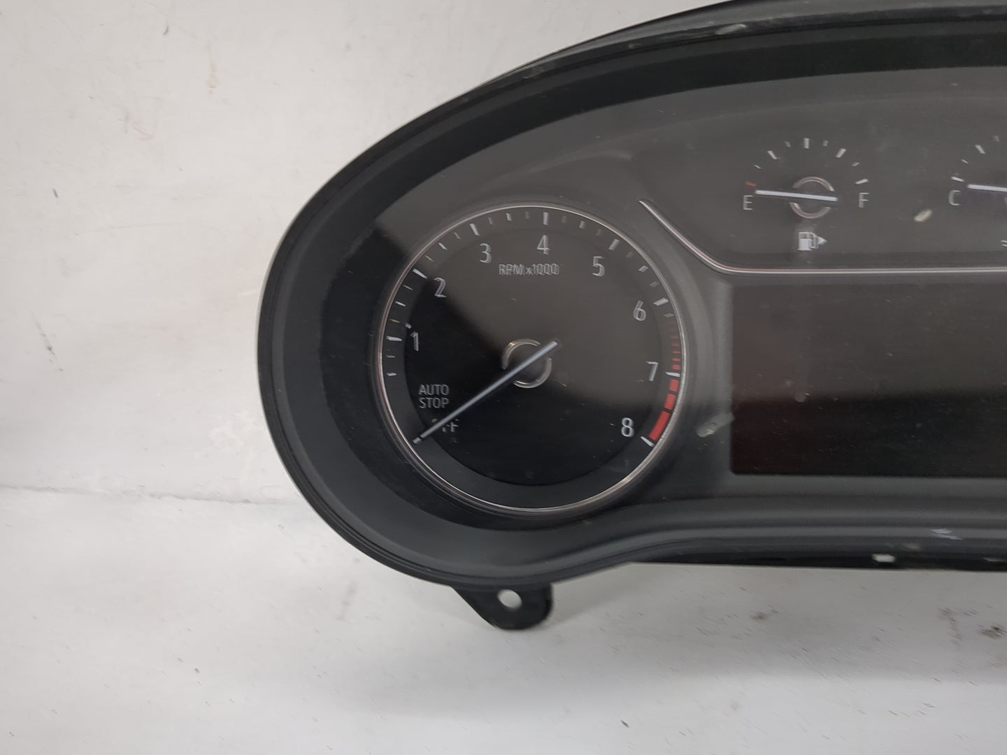 2019 Buick Regal Instrument Cluster Speedometer Gauges P/N:39209942 Miles: Fits OEM Used Auto Parts - Oemusedautoparts1.com