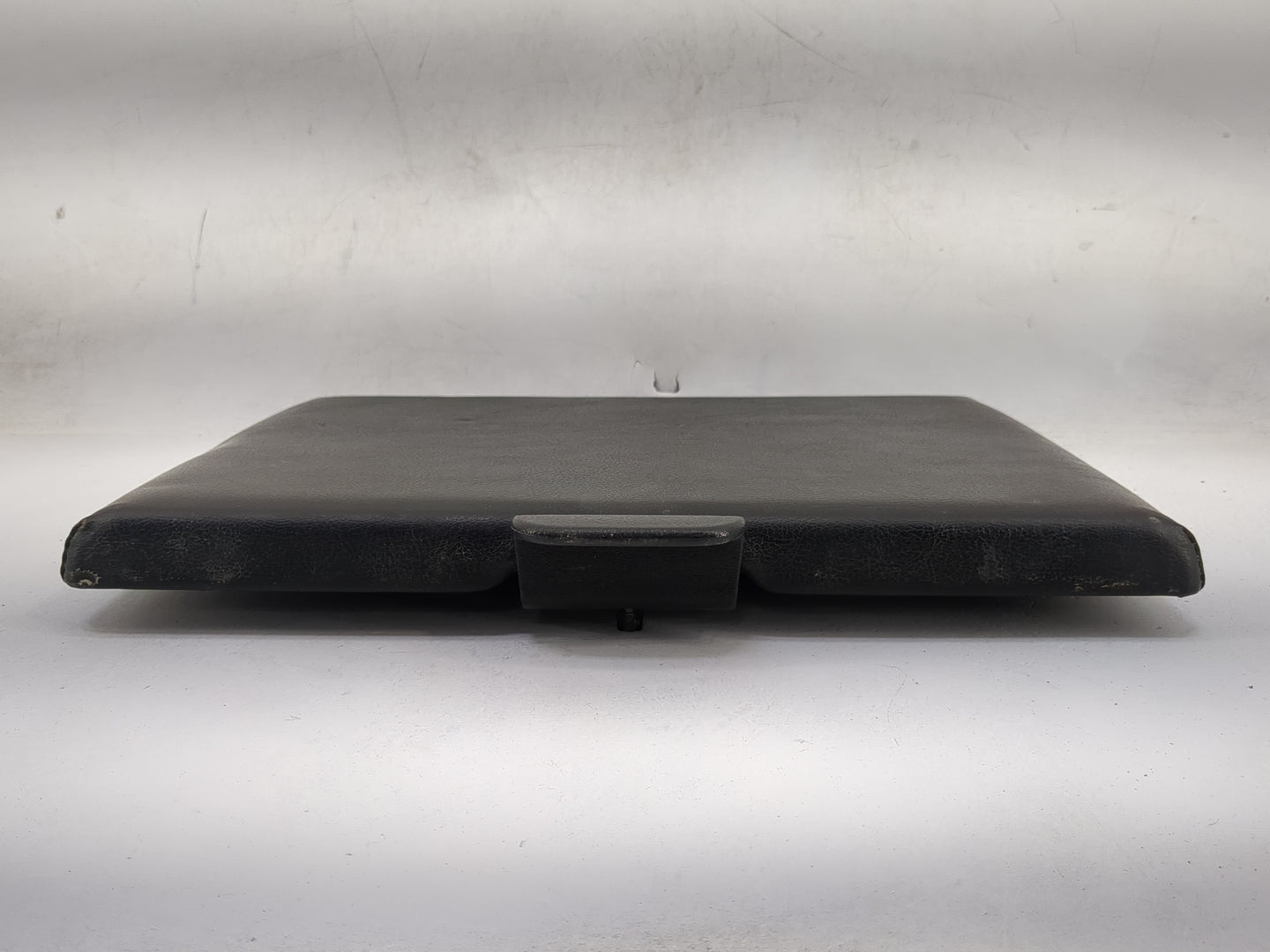 2019 Buick Regal Center Console Armrest Cover Lid Fits OEM Used Auto Parts - Oemusedautoparts1.com