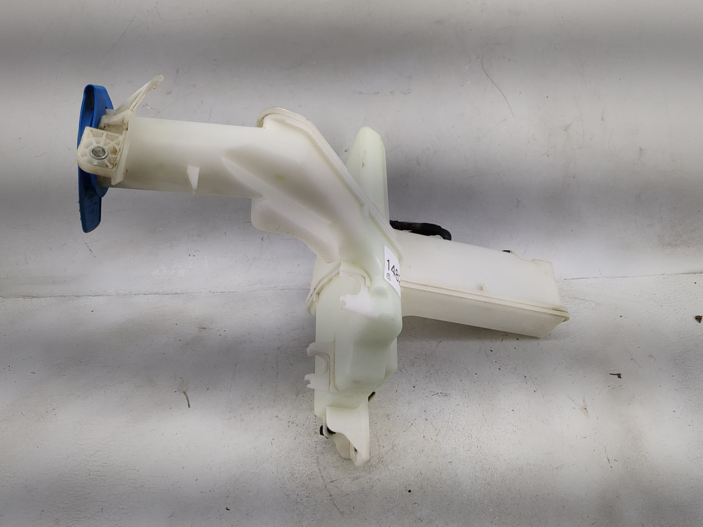 2019 Buick Regal Windshield Washer Fluid Reservoir Bottle - Oemusedautoparts1.com