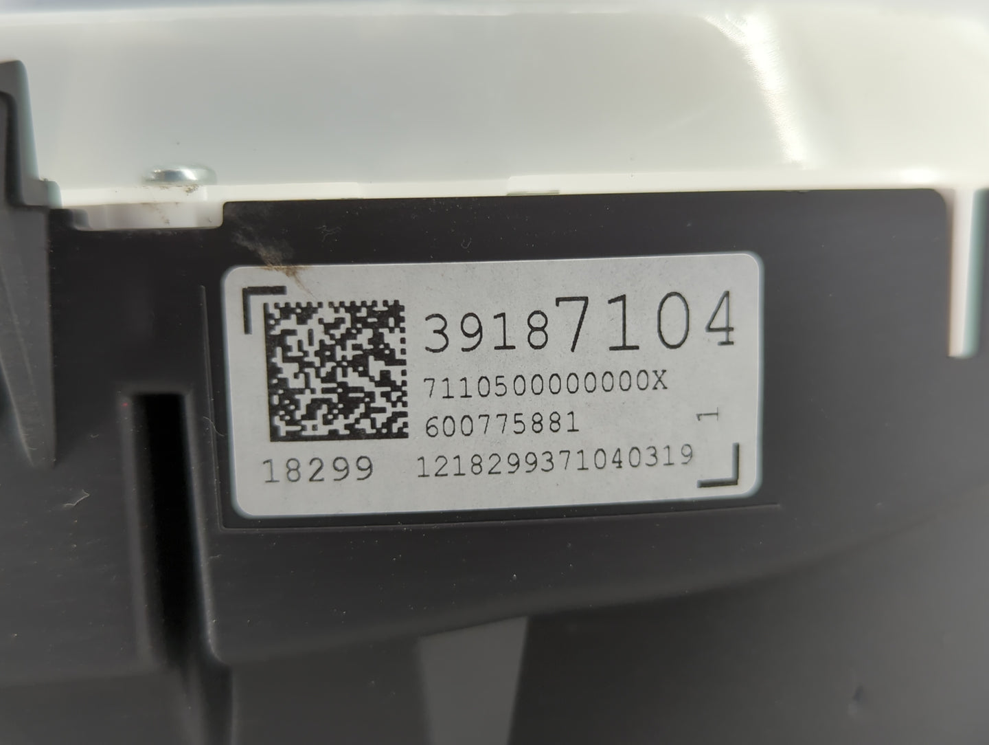 2019 Buick Regal Instrument Cluster Speedometer Gauges P/N:39187104 Fits OEM Used Auto Parts - Oemusedautoparts1.com