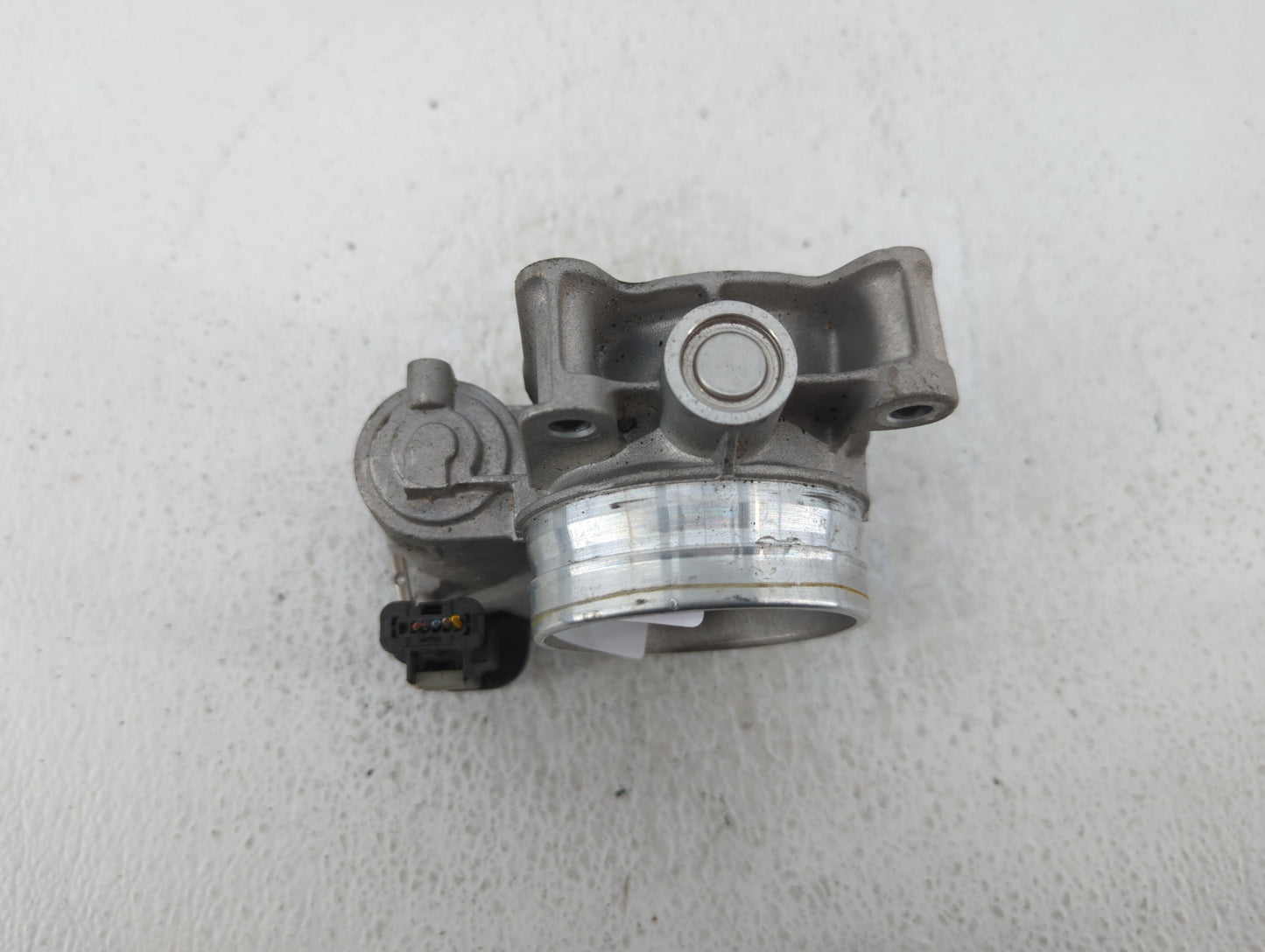 2014-2017 Buick Regal Throttle Body P/N:12670837AA Fits Fits 2013 2014 2015 2016 2017 2018 2019 2020 2021 OEM Used Auto Part