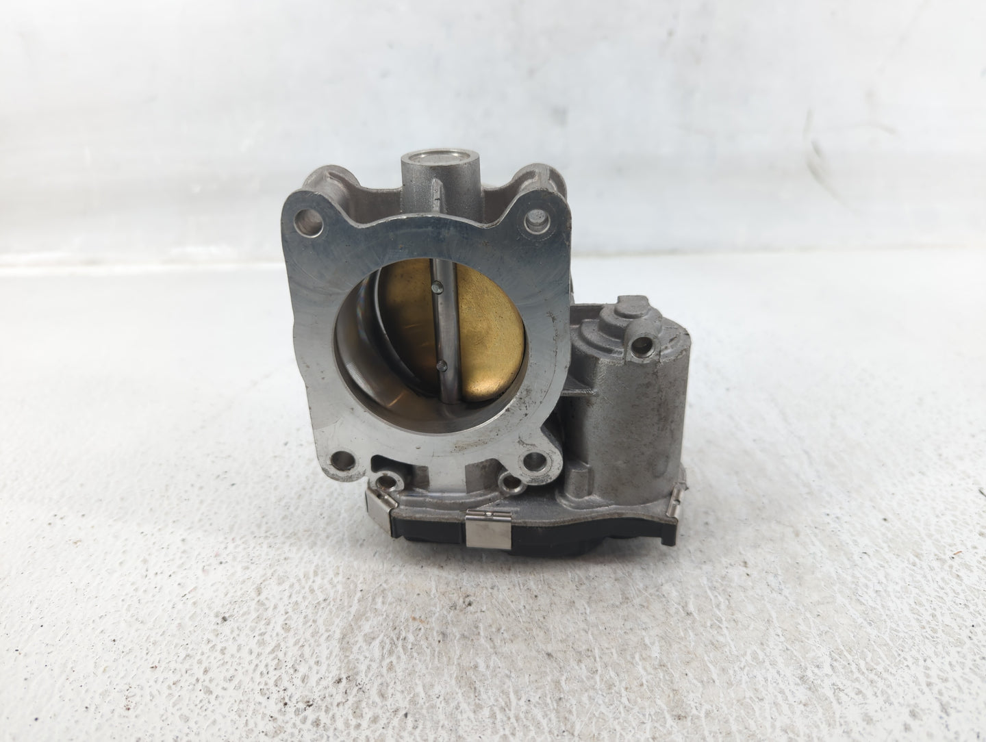 2014-2017 Buick Regal Throttle Body P/N:12670837AA Fits Fits 2013 2014 2015 2016 2017 2018 2019 2020 2021 OEM Used Auto Part