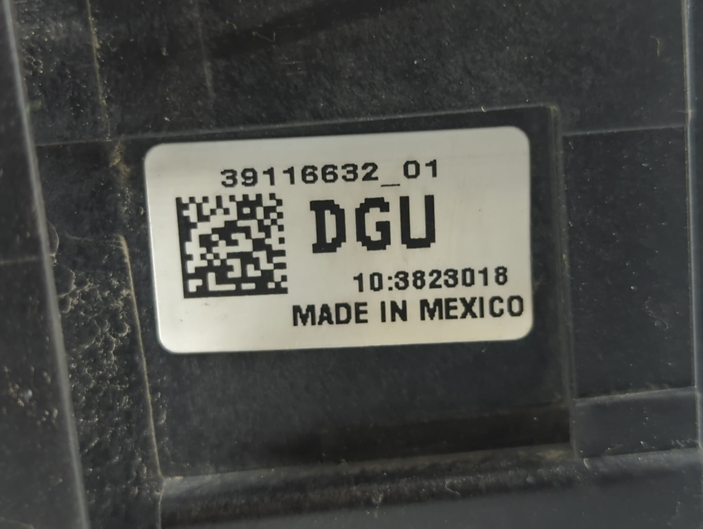 2019 Buick Regal Fusebox Fuse Box Panel Relay Module P/N:39116632_01 Fits OEM Used Auto Parts - Oemusedautoparts1.com
