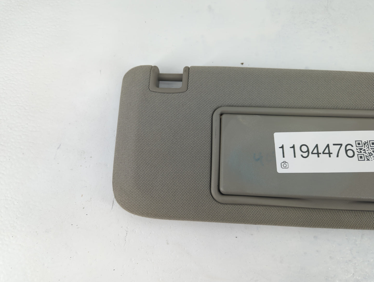 2014-2019 Cadillac Cts Sun Visor Shade Replacement Passenger Right Mirror Fits Fits 2014 2015 2016 2017 2018 2019 OEM Used A