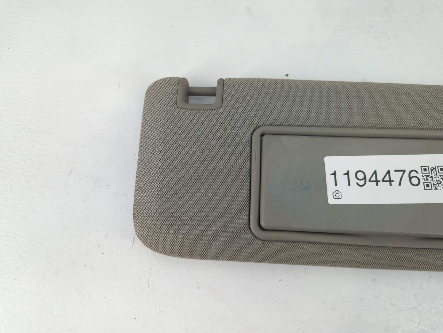 2014-2019 Cadillac Cts Sun Visor Shade Replacement Passenger Right Mirror Fits Fits 2014 2015 2016 2017 2018 2019 OEM Used A