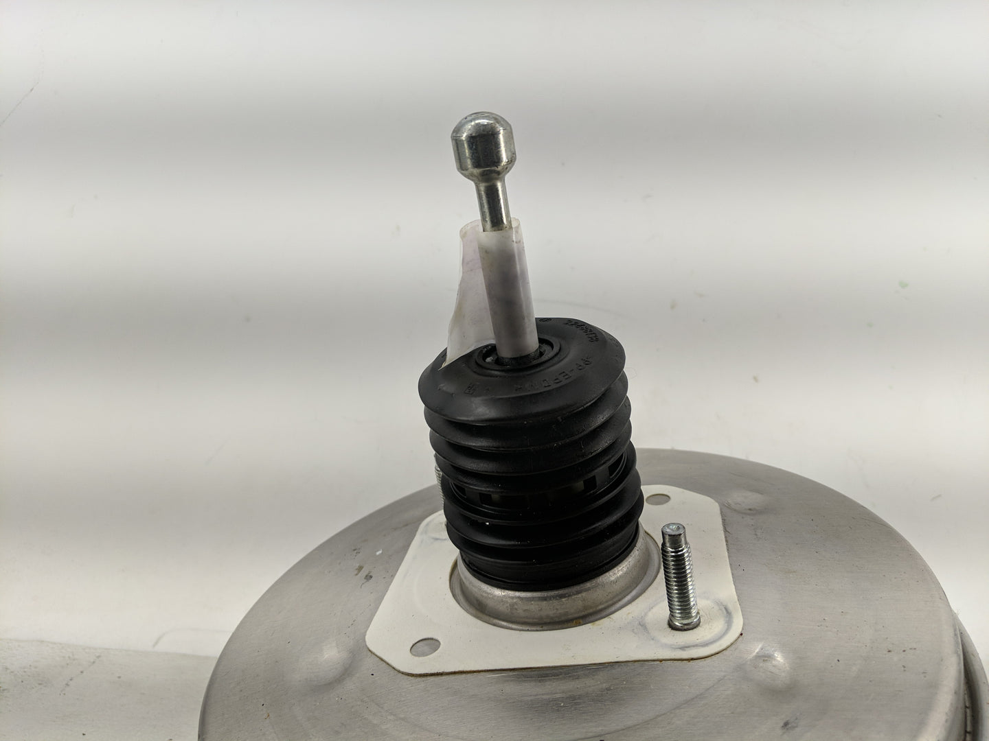 2014-2016 Cadillac Cts Power Brake Booster Oem 1290477 - Oemusedautoparts1.com