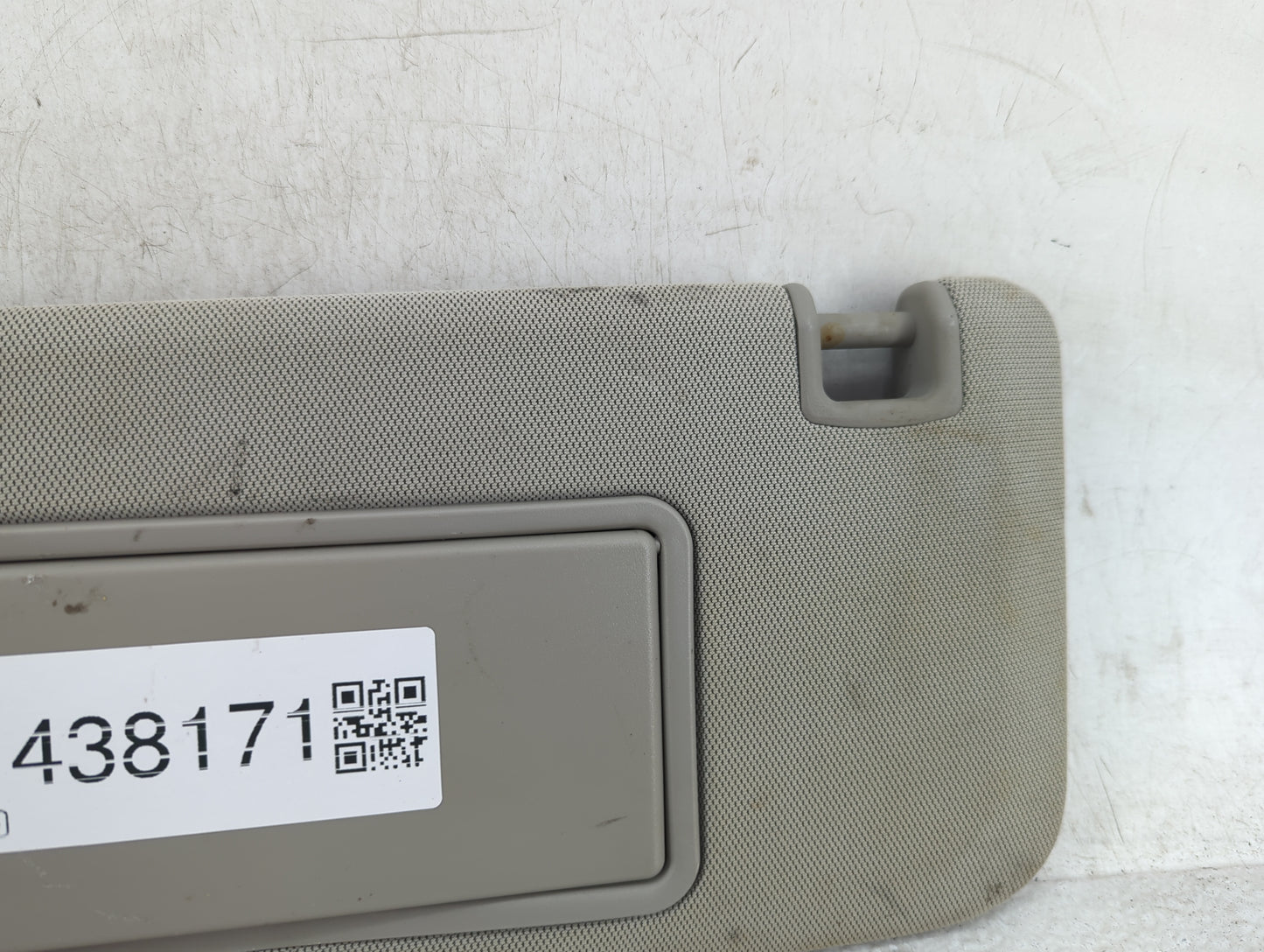 2014-2019 Cadillac Cts Sun Visor Shade Replacement Driver Left Mirror Fits Fits 2014 2015 2016 2017 2018 2019 OEM Used Auto 