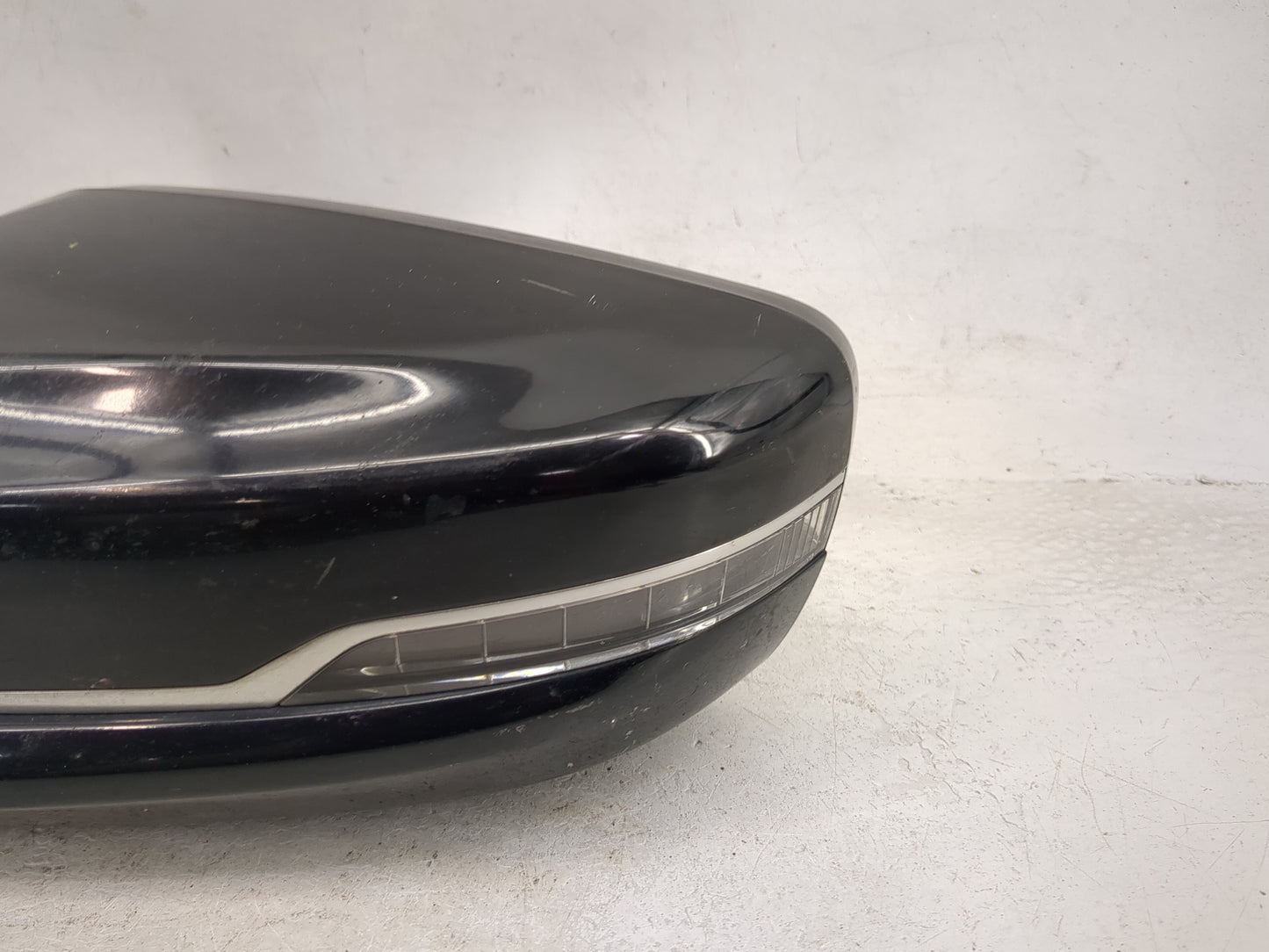 2016-2019 Cadillac Cts Driver Side View Mirror - Left Door Mirror OEM Used - Oemusedautoparts1.com