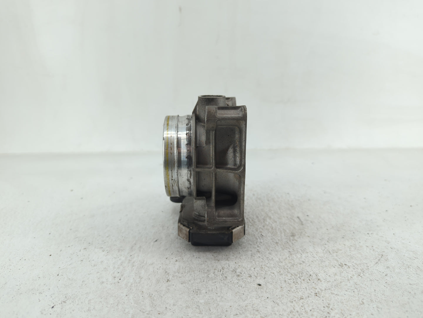 2014-2019 Cadillac Cts Throttle Body P/N:12669071DA 12670837AA, 12681472AA Fits Fits 2013 2014 2015 2016 2017 2018 2019 2020