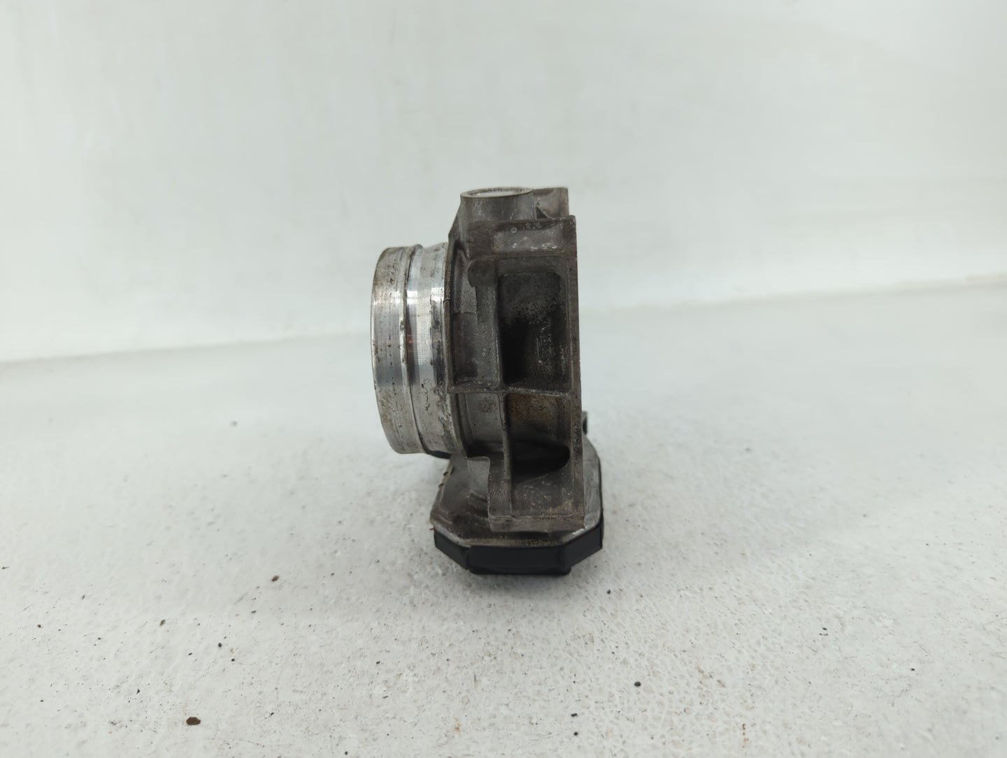 2014-2019 Cadillac Cts Throttle Body P/N:12669071DA 12670837AA, 12681472AA Fits Fits 2013 2014 2015 2016 2017 2018 2019 2020