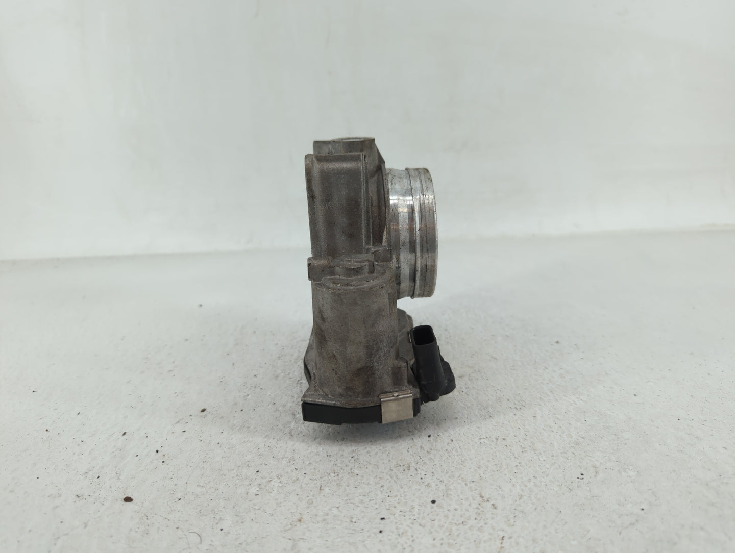 2014-2019 Cadillac Cts Throttle Body P/N:12669071DA 12670837AA, 12681472AA Fits Fits 2013 2014 2015 2016 2017 2018 2019 2020