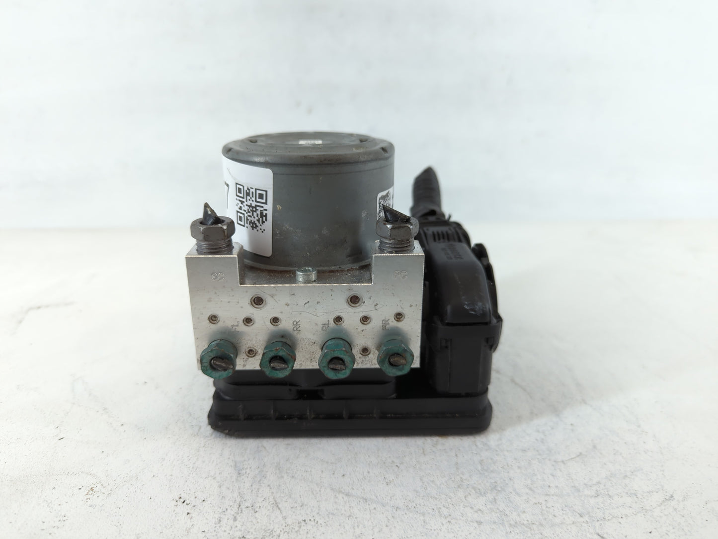 2017-2019 Cadillac Cts ABS Pump Control Module Replacement P/N:84422424 Fits Fits 2017 2018 2019 OEM Used Auto Parts - Oemus