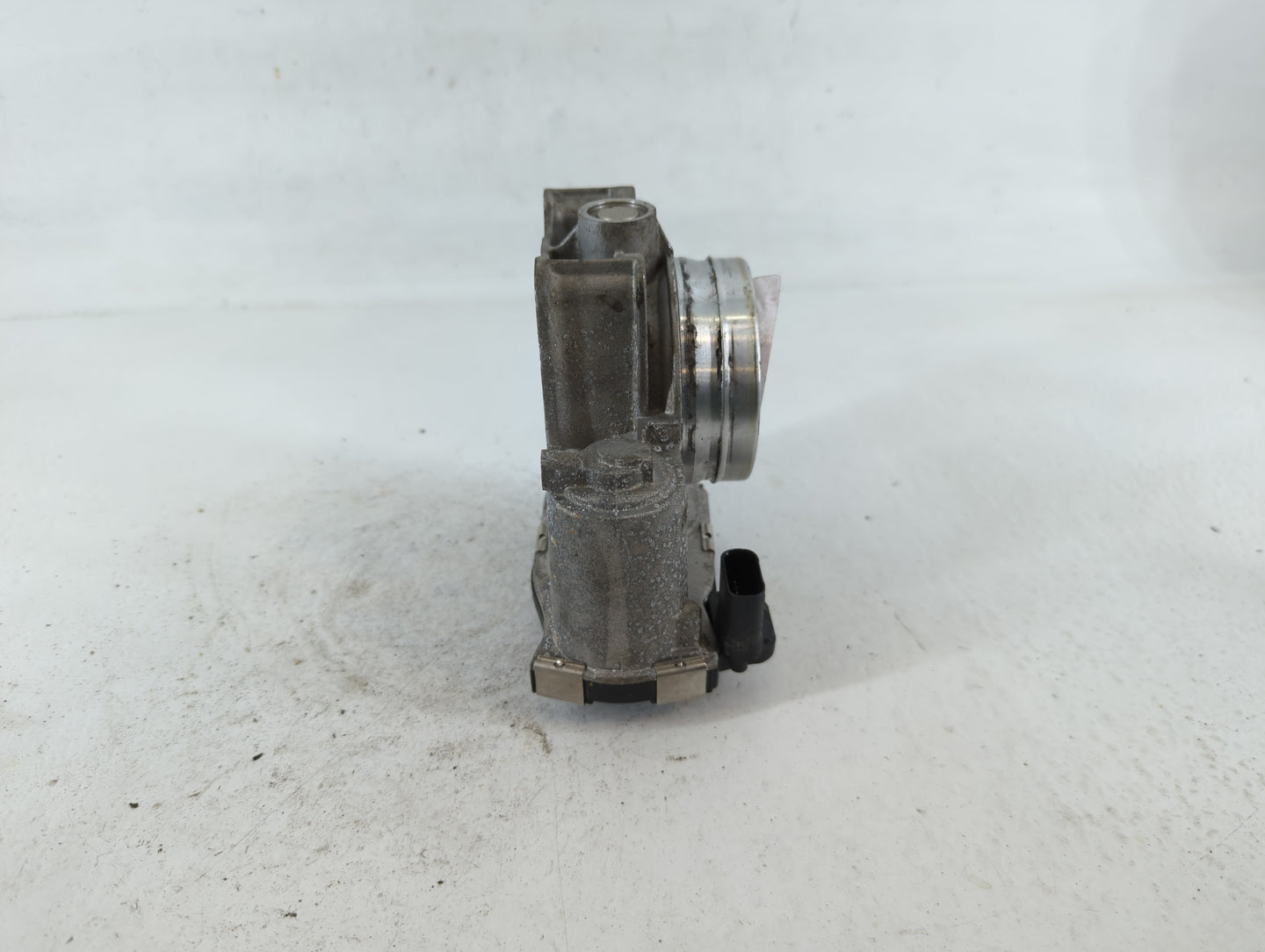 2014-2019 Cadillac Cts Throttle Body P/N:12681472AA Fits Fits 2013 2014 2015 2016 2017 2018 2019 2020 2021 OEM Used Auto Par