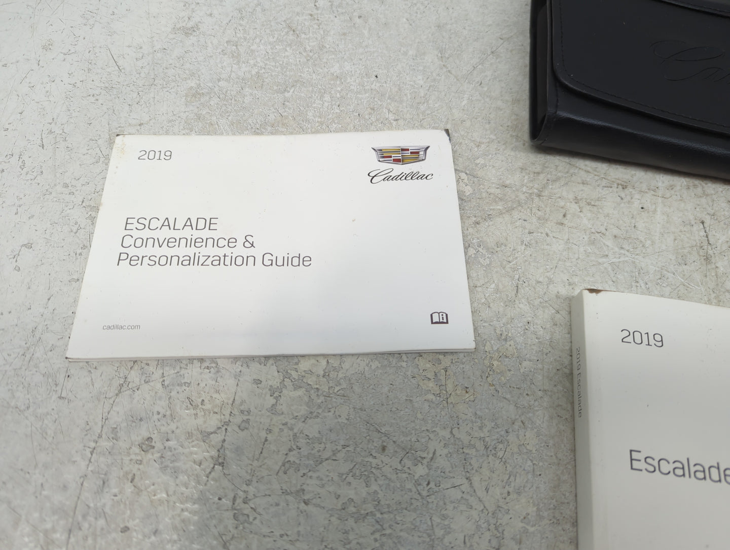2019 Cadillac Escalade Owners Manual Book Guide P/N:84161699B OEM Used Auto Parts - Oemusedautoparts1.com