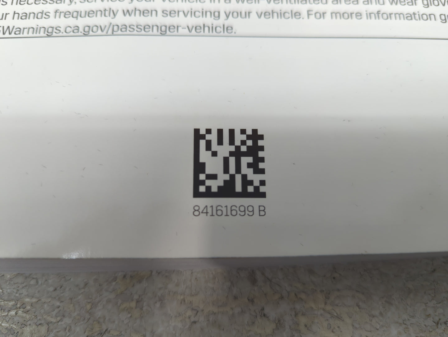 2019 Cadillac Escalade Owners Manual Book Guide P/N:84161699B OEM Used Auto Parts - Oemusedautoparts1.com