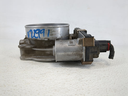 2018-2021 Cadillac Escalade Esv Throttle Body P/N:12678223 Fits Fits 2018 2019 2020 2021 2022 OEM Used Auto Parts