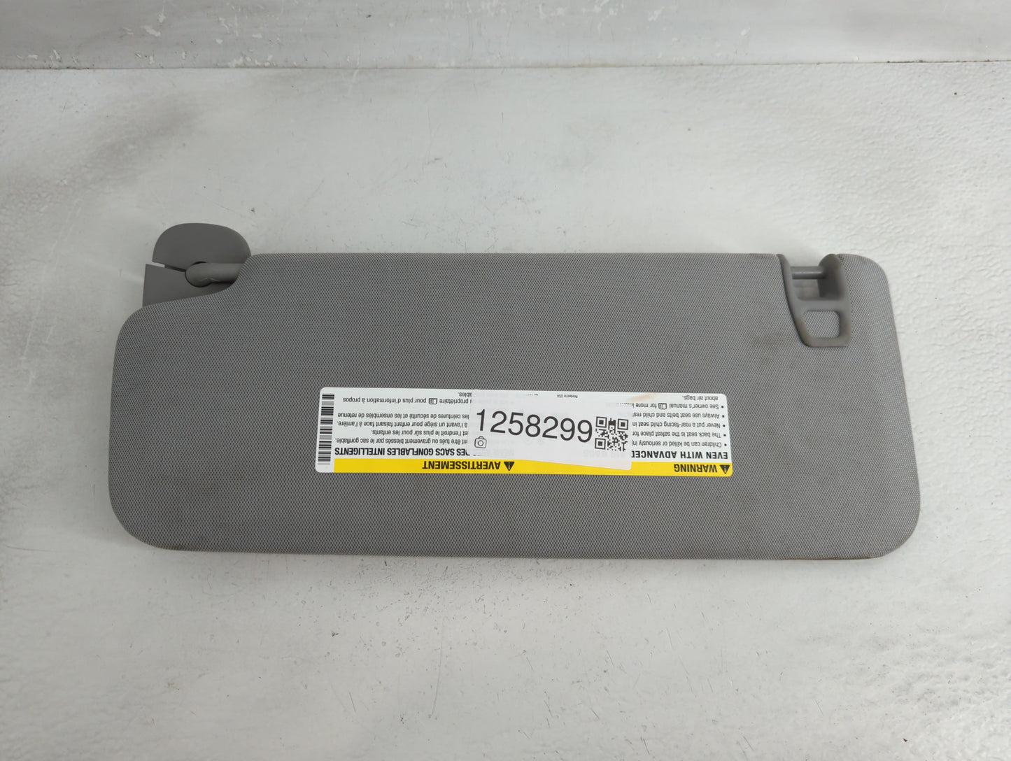2015-2020 Cadillac Escalade Esv Sun Visor Shade Replacement Passenger Right Mirror Fits Fits 2015 2016 2017 2018 2019 2020 O