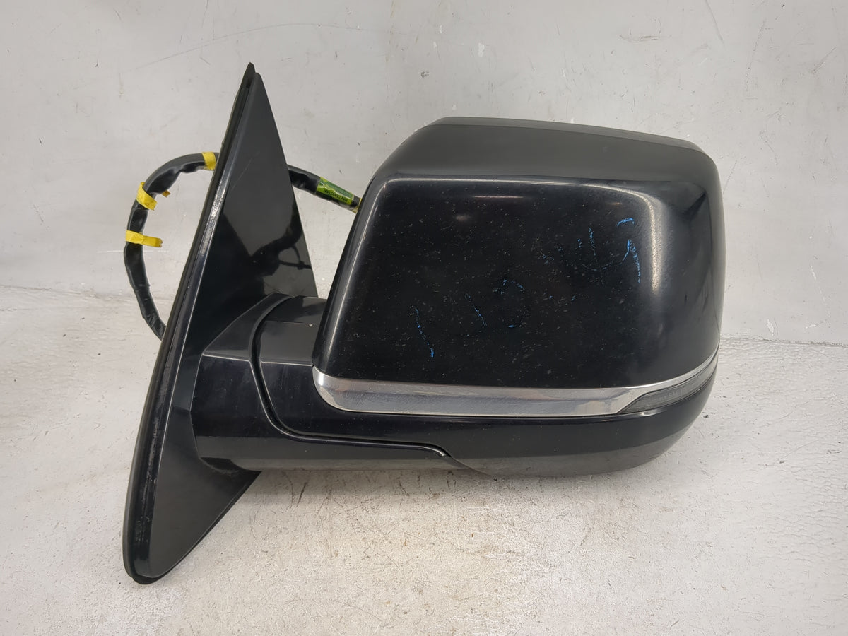 2017-2018 Cadillac Escalade Esv Driver Side View Mirror - Left Door Mirror OEM Used - Oemusedautoparts1.com
