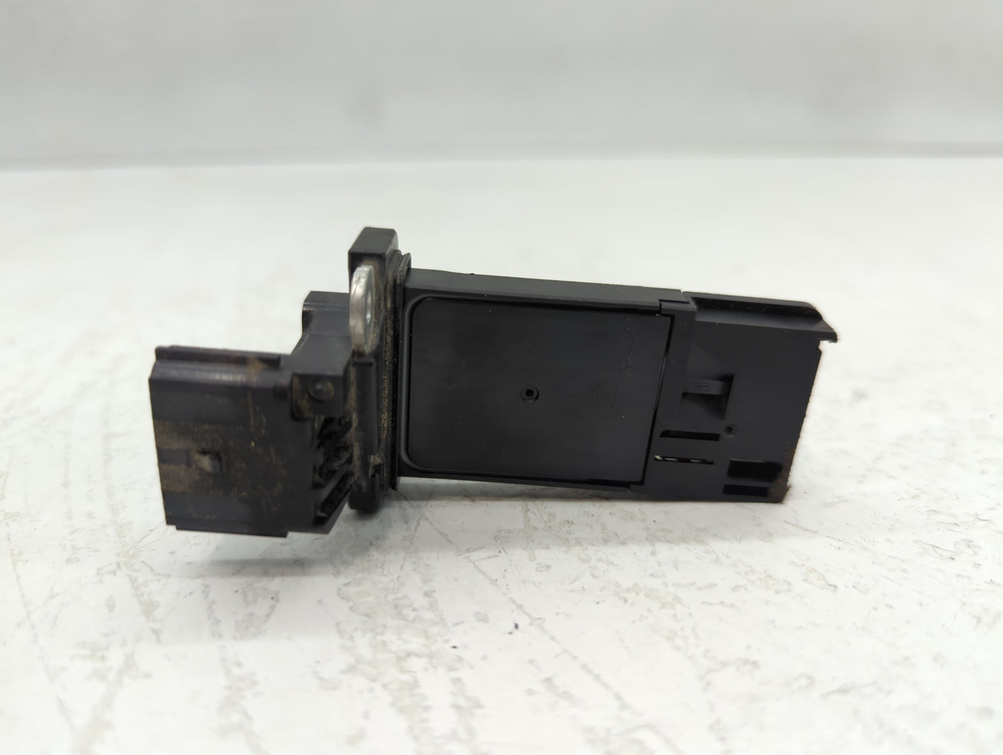 2012-2016 Cadillac Srx Mass Air Flow Meter Maf - Oemusedautoparts1.com
