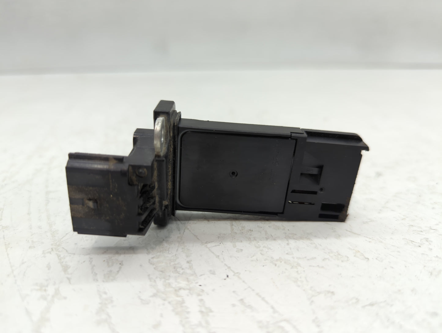 2012-2016 Cadillac Srx Mass Air Flow Meter Maf - Oemusedautoparts1.com