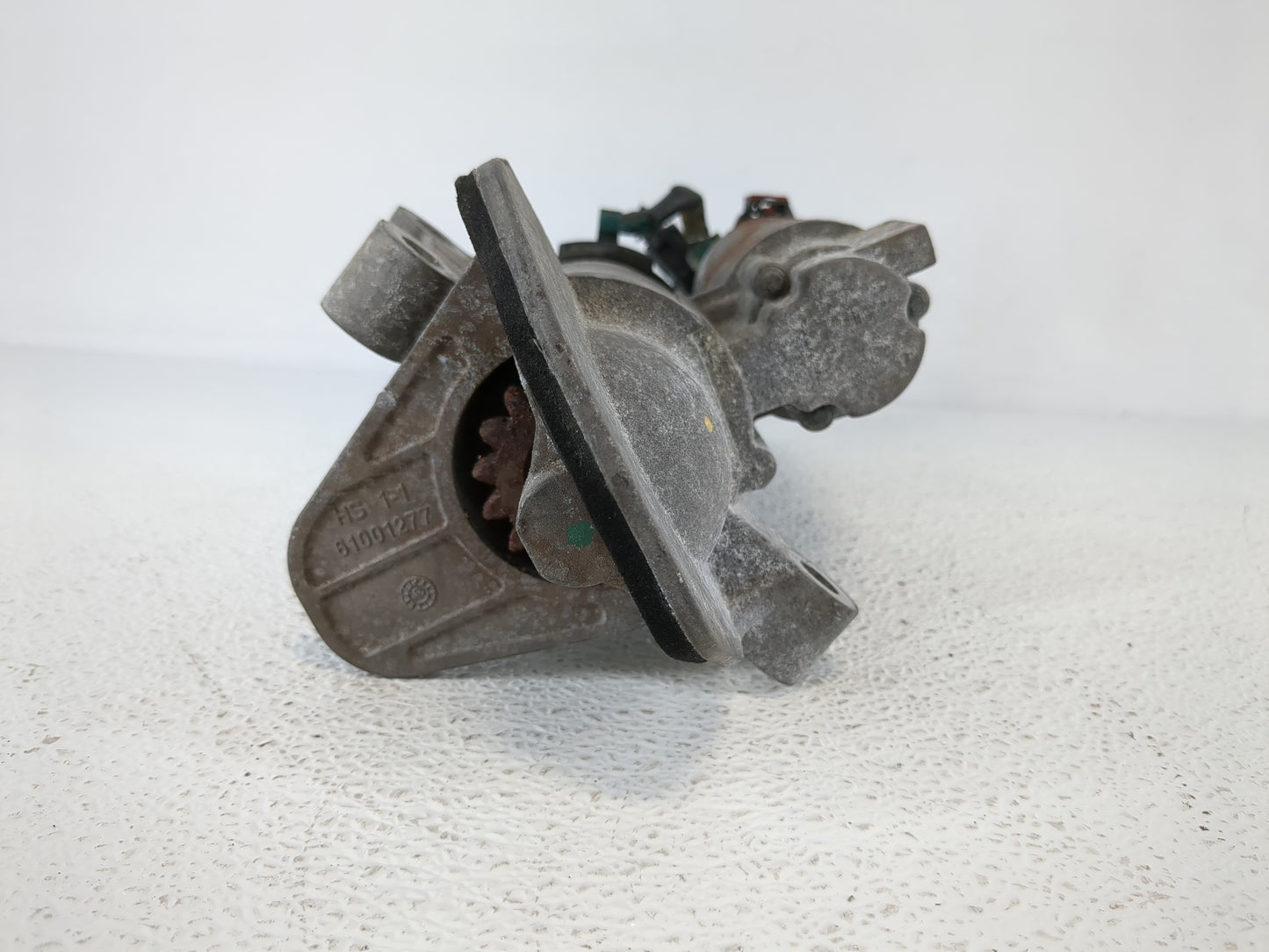 2019-2020 Cadillac Xt4 Car Starter Motor Solenoid OEM P/N:55510740 Fits Fits 2019 2020 2021 2022 OEM Used Auto Parts - Oemus