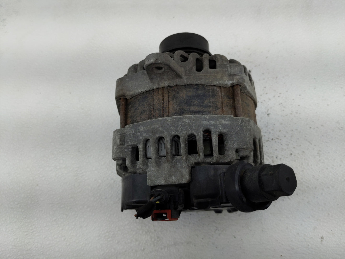 2019 Cadillac Xt4 Alternator Replacement Generator Charging Assembly Engine OEM P/N:13529434 Fits Fits 2020 2021 2022 OEM Us