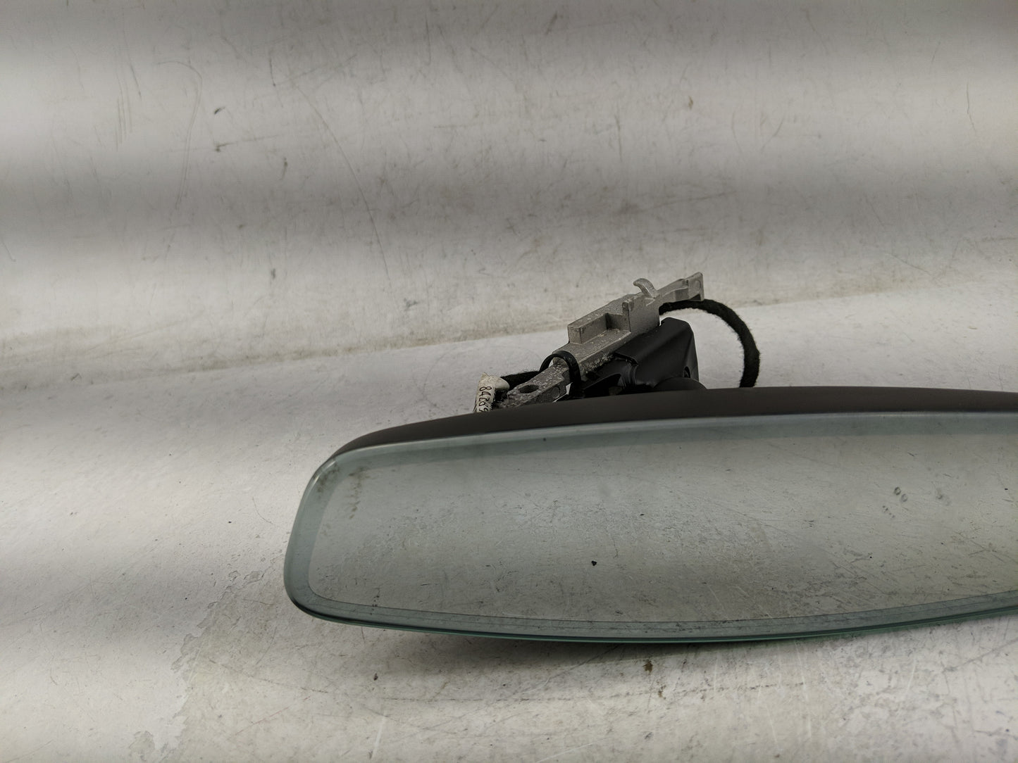 2019-2020 Cadillac Xt4 Interior Rear View Mirror Replacement OEM P/N:13594082 Fits Fits 2017 2018 2019 2020 OEM Used Auto Pa